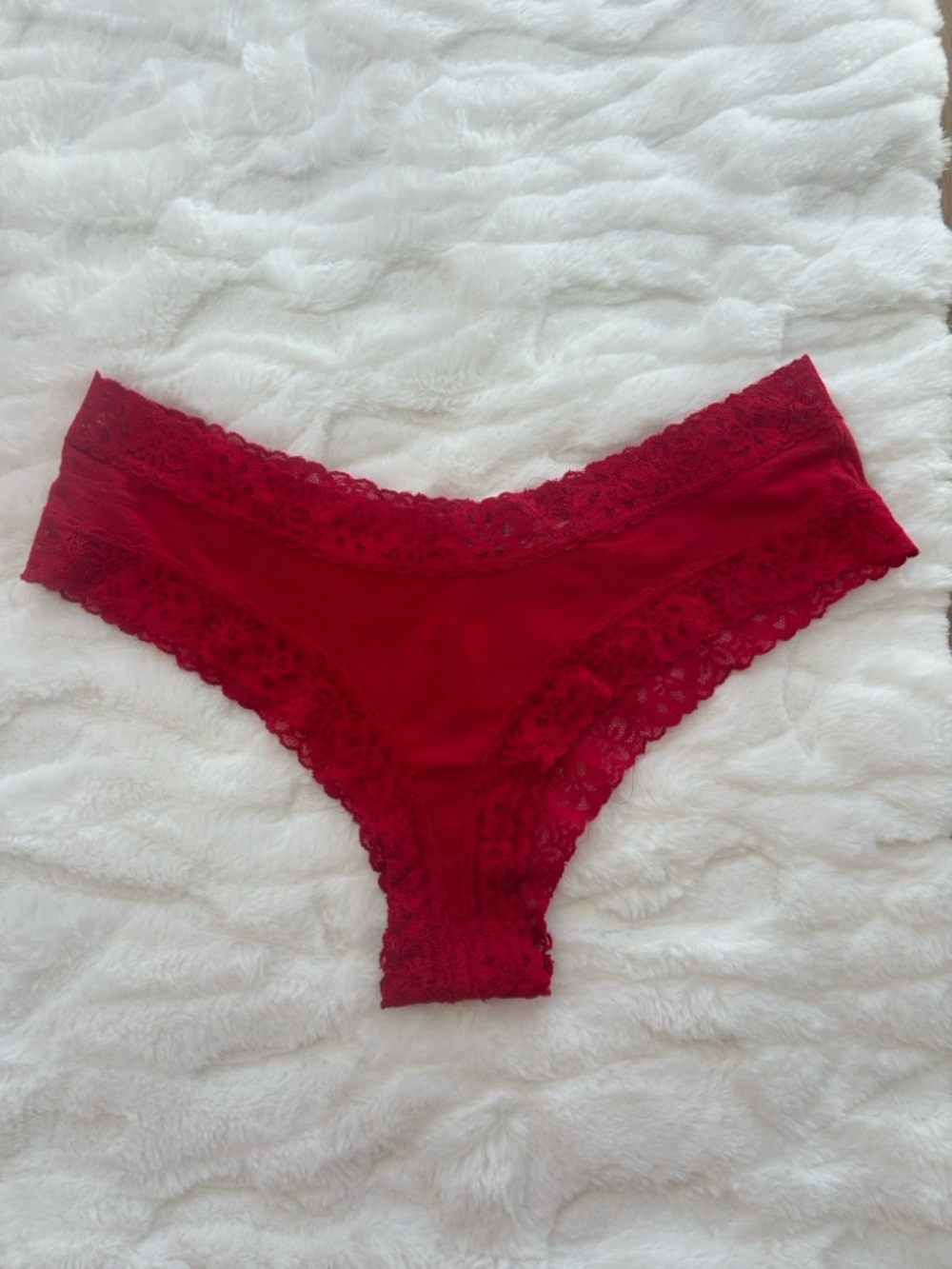 Victoria's Secret Lace Trim Cheeky Panty L